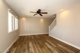 Photo #4: 6296613 Listing
