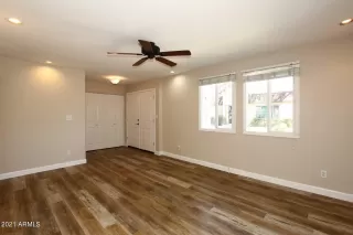 Photo #6: 6296613 Listing