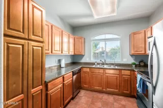 Photo #6: 6297440 Listing