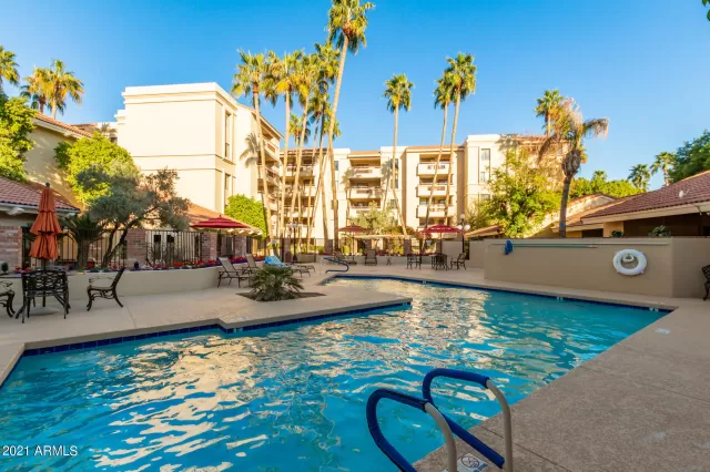 MLS: 6297668 Condo For Sale