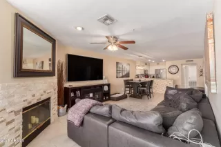 Photo #3: 6298172 Listing