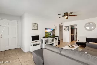 Photo #3: 6298574 Listing 