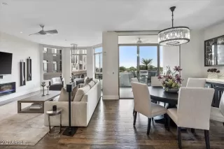 Photo #6: 6298835 Listing