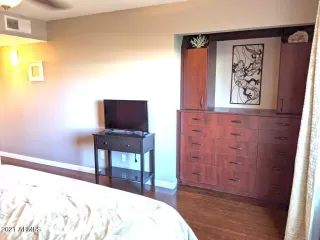 Photo #5: 6298894 Listing