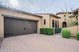 Photo #3: 6298952 Listing
