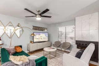 Photo #3: 6299028 Listing 