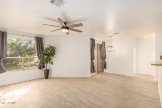 Photo #1: 6299037 Listing 