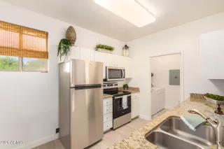 Photo #4: 6299037 Listing 