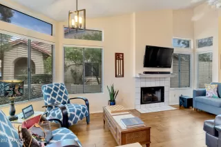 Photo #3: 6299108 Listing