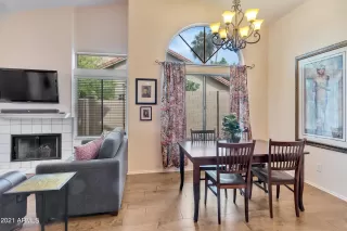 Photo #6: 6299108 Listing