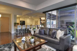 Photo #3: 6299163 Listing