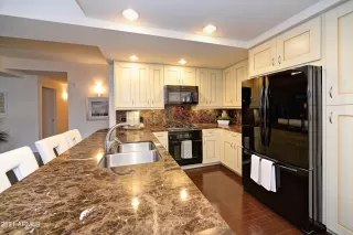 Photo #5: 6299163 Listing