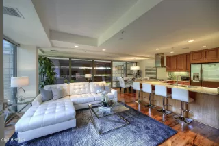 Photo #2: 6299165 Listing