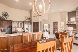 Photo #4: 6299173 Listing