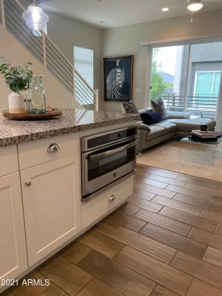 Photo #4: 6299458 Listing