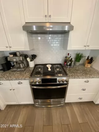 Photo #5: 6299458 Listing