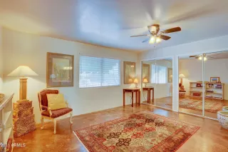 Photo #6: 6299517 Listing