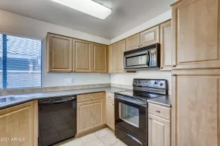 Photo #3: 6299553 Listing