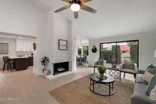 Photo #5: 6299673 Listing
