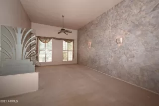Photo #5: 6299674 Listing