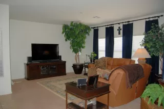 Photo #5: 6299888 Listing 