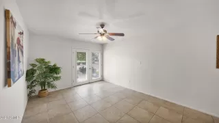 Photo #4: 6299897 Listing