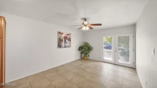 Photo #5: 6299897 Listing