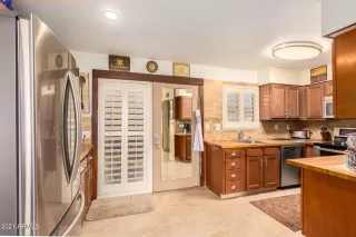 Photo #3: 6299989 Listing