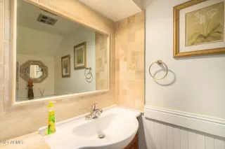 Photo #5: 6299989 Listing