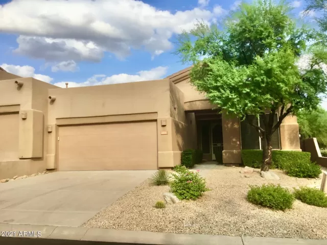 MLS: 6300000 Condo For Sale