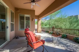 Photo #4: 6300000 Listing 