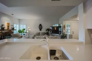 Photo #6: 6300099 Listing 