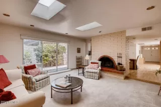 Photo #4: 6300111 Listing 