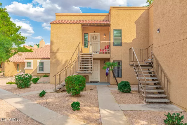 MLS: 6300144 Condo For Sale