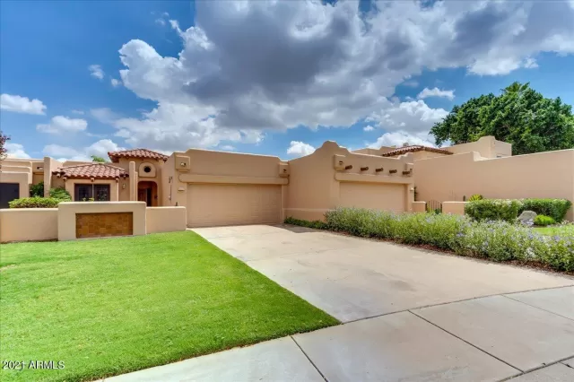 MLS: 6300221 Condo For Sale