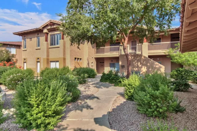 MLS: 6300783 Condo For Sale