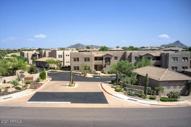 MLS: 6300894 Condo For Sale