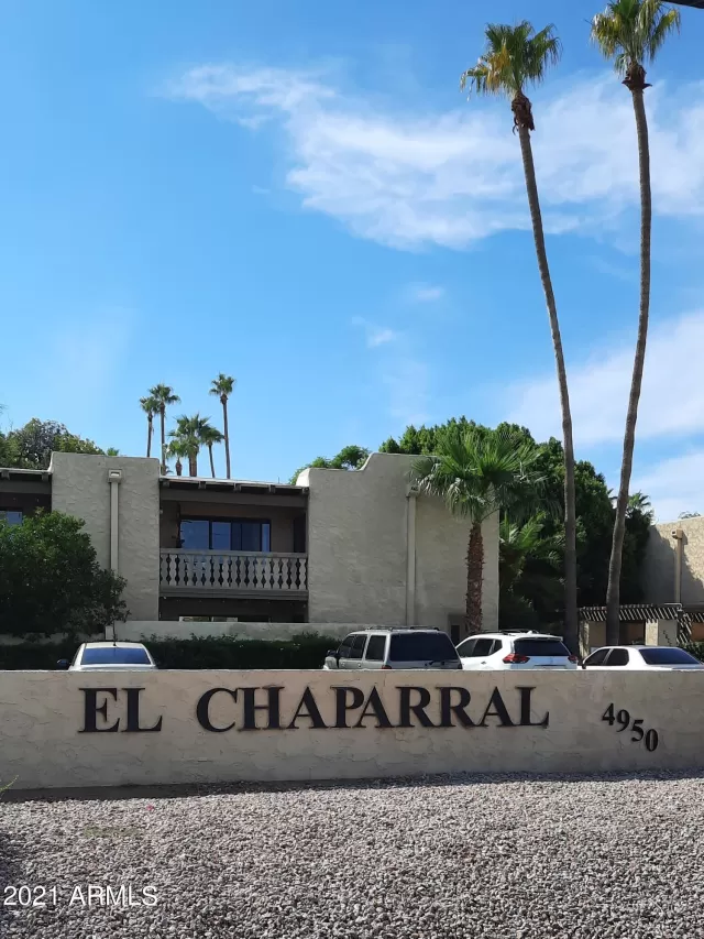 MLS: 6301008 Condo For Sale