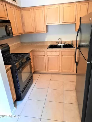 Photo #5: 6301008 Listing