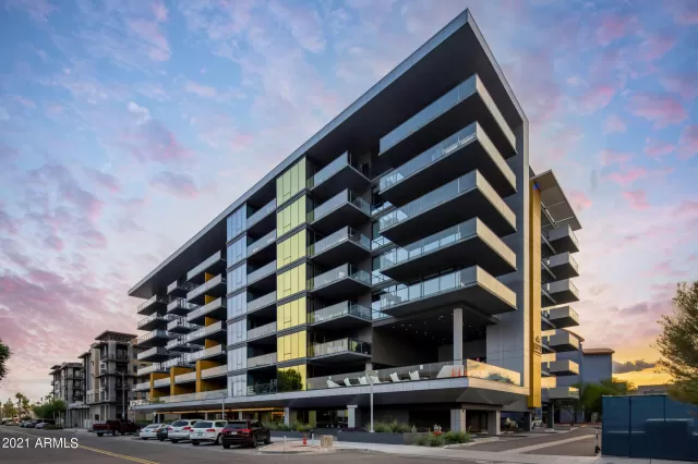 MLS: 6301143 Condo For Sale