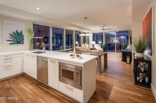 Photo #5: 6301143 Listing