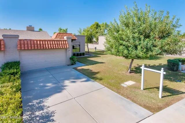 MLS: 6301278 Condo For Sale