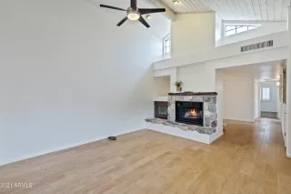 Photo #6: 6301304 Listing