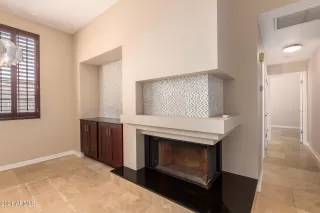 Photo #6: 6301333 Listing