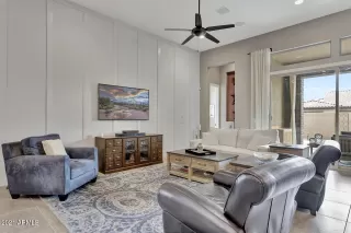 Photo #4: 6301343 Listing