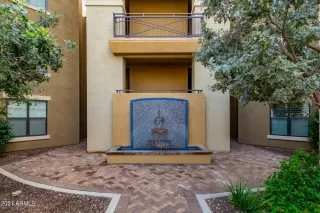 Photo #2: 6301373 Listing