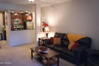 Photo #4: 6301490 Listing