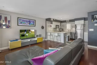 Photo #1: 6301549 Listing 