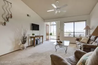 Photo #6: 6301809 Listing