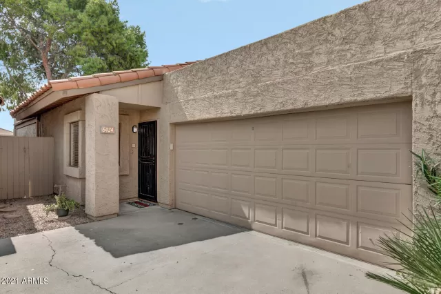 MLS: 6301887 Condo For Sale